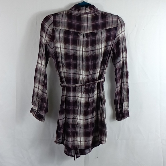 Women's button down top size large - Picture 4 of 4